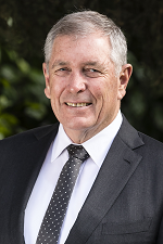 Photograph of Peter Forbes